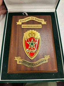 AWESOME LOOKING AND AUTHENTIC MOROCCO MINISTRY OF INTERIOR POLICE WALL PLAQUE - Picture 1 of 2