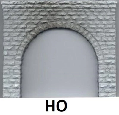 HO Scale - ONE Double Cut Stone Tunnel Portal, CCH-8350 - Image 1 of 3