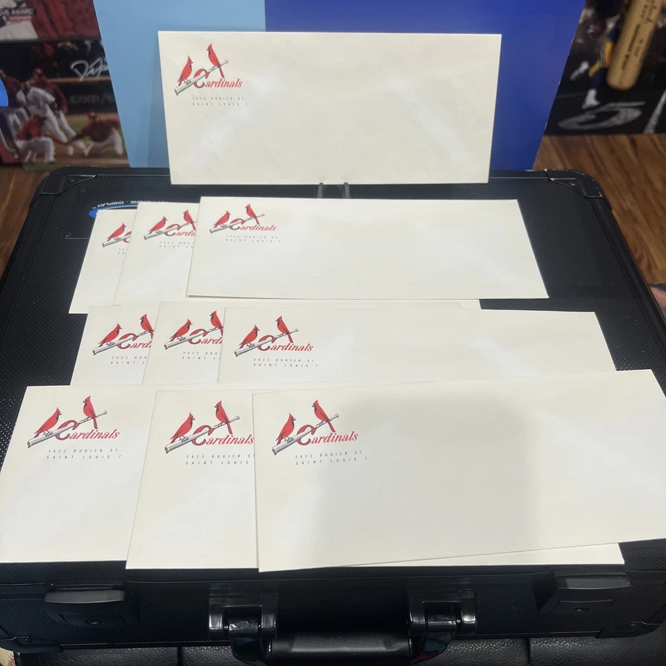 Sobres de colección de los Cardenales de San Luis estacionarios ver fotos Foto 1 de 1