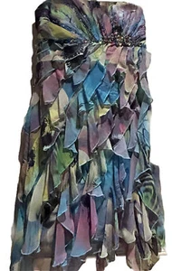 👗🔵 Vestido sin tirantes con corpiño acolchado en forma de volantes pastel caché talla 4 - Imagen 1 de 6