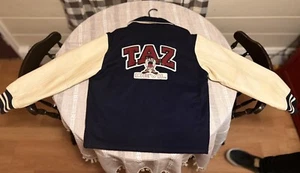 * VINTAGE * Tasmanian Devil Jacket Taz LEATHER USA- Size S 1997 Looney Tunes - Picture 1 of 10
