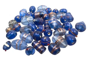 Glasperlen Mischung, 60g, ca 20 Perlen . versch. Formen u.Größen Blau - Picture 1 of 2