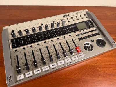 Zoom R24 Digital Multitrack Recorder 24-Track Interface Sampler Tested Used - Image 1 of 4