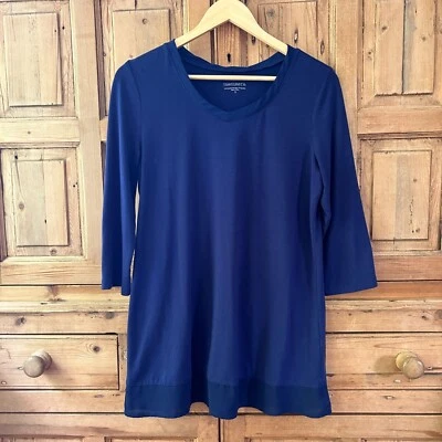 Top túnica para mujer Travelsmith azul marino con cuello en V Foto 1 de 4