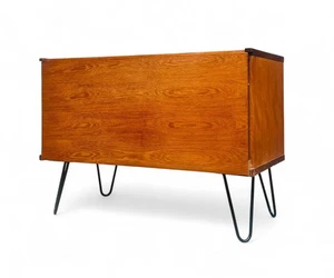 TEAK BIBER UND TAPLEY SCHRANK MEDIENSCHRANK MID CENTURY RETRO HAARNADELBEINE - Bild 1 von 7