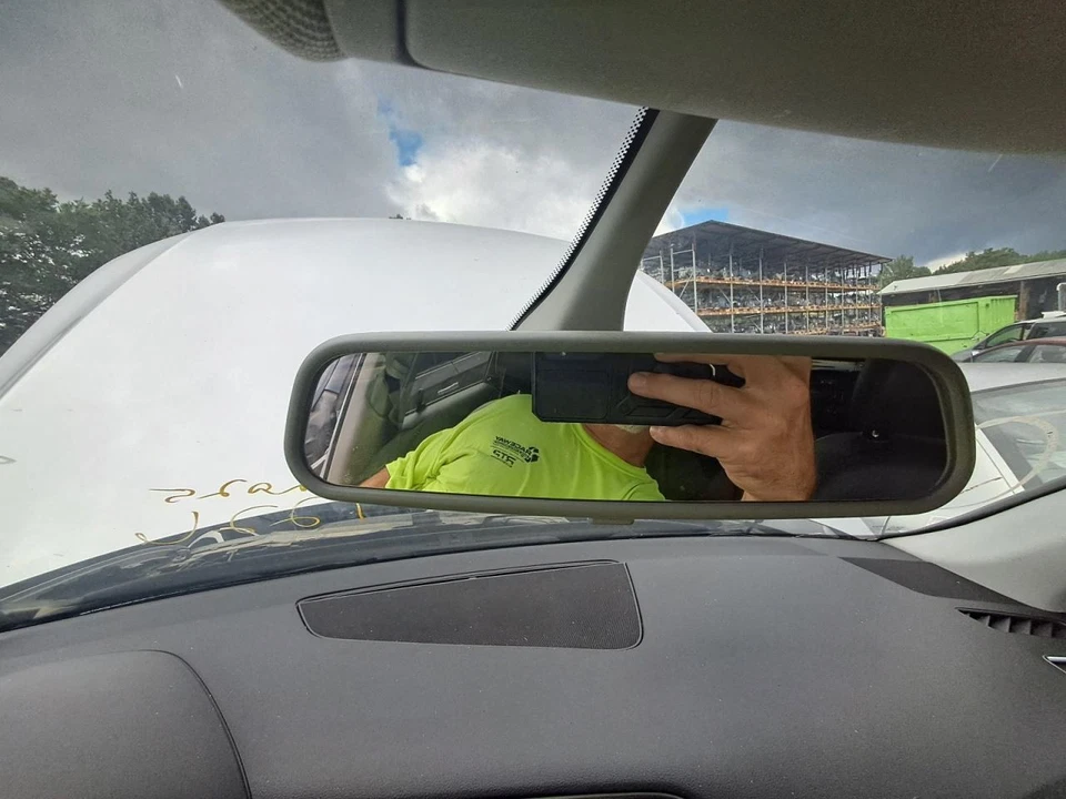 Зеркало заднего вида седан без автоматического затемнения подходит для 00-12 AUDI A4 2519464 - Изображение 1 из 1