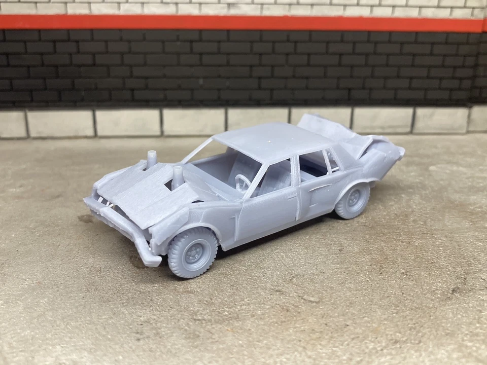 1/64 Scale 3D Printed Box Chevy Caprice Demolition Derby Car For Diecast Diorama - Image 1 of 4
