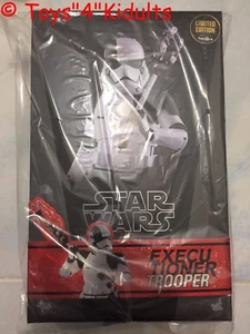 Hot Toys MMS 428 Star Wars Last Jedi Executioner Trooper Stormtrooper (Toysrus) - Picture 1 of 2