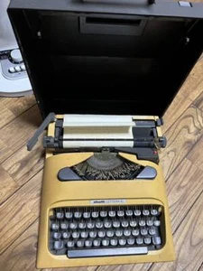 VTG Olivetti Typewriter LETTER 10 w/case Showa Retro from JAPAN 39 - Imagen 1 de 2