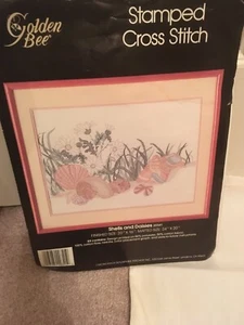 Golden Bee Stamped Cross Stitch Kit - Shells & Daisies #20341 - Picture 1 of 9