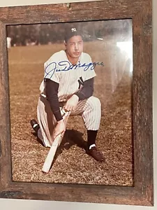 Joe DiMaggio Hand Autographed Picture 8 x 10 - Picture 1 of 2