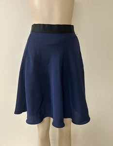 3.1 Phillip Lim for Target Damenrock Größe 2 blau mit schwarzem Band Skater gebraucht, in einwandfreiem Zustand - Bild 1 von 6