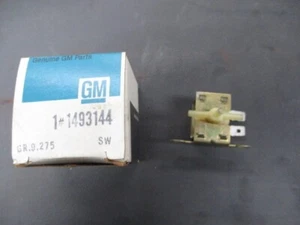1969-70 Cadillac AC In Car Vacuum Valve Solenoid on Distr Case NOS 1493144 - Picture 1 of 4