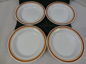 Vintage Set 4 Corelle Arancio Giallo Fascia Piatta Bordura Zuppiera Pasta Ceral Ciotola 8,5" - Foto 1 di 15