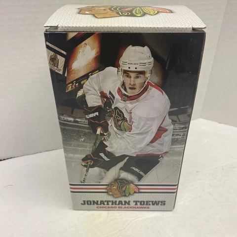 Chicago Blackhawks JONATHAN TOEWS BOBBLEHEAD Stadium Give Away 2014 Cover