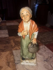 Norleans Japan Old Woman With Purse Figurine - Picture 1 of 3