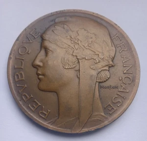 PHYSICAL EDUCATION FRENCH MARIANNE MEDAL by MORLON - Picture 1 of 3