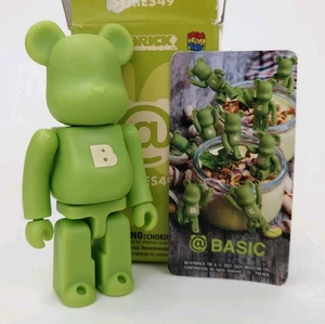 Medicom 100% Bearbrick Series 49 BASIC Letter Small B S49 Be@rbrick Green - Picture 1 of 4