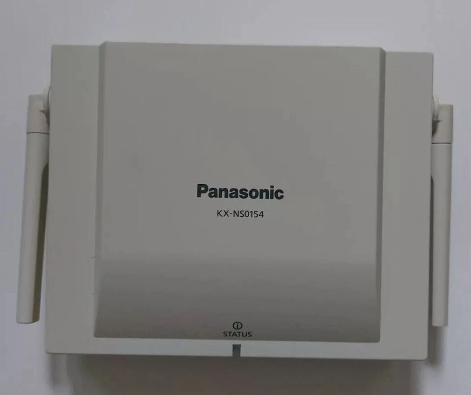 Panasonic KX-NS0154 IP DECT Basisstation - Weiß, 4-Kanal