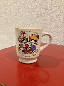 Taza/taza vintage Strawberry Shortcake Love is the Treat gres de los años 80 ~RARA~ - Imagen 1 de 6