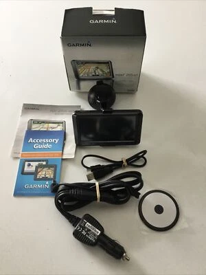 Garmin NUVI 265WT Dashtop Auto GPS System  - Image 1 of 4