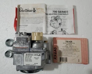 Robertshaw 700-426,  7000BER-S7A -  Combination Gas Valve 24 Volt - Picture 1 of 15