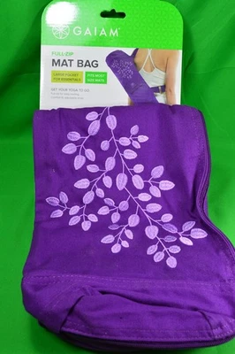 GAIAM йога коврик сумка полный молнии фиолетовый, вышитые листья, новый - Изображение 1 из 4