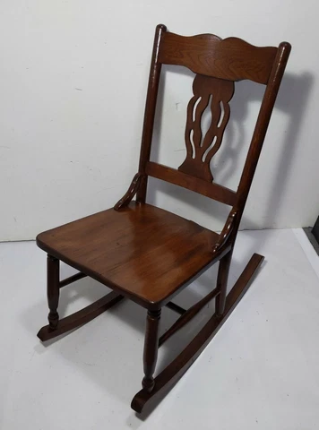 Vintage/Antique Petite Ladies Sewing Wood Rocking Chair Queen Anne Chippendale Cover