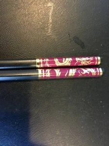 JAPANISCHER LILA DRACHE HOCHWERTIGER ESSSTÄBCHEN MIT KOSTENLOSEM HANDGEFERTIGTEM SEIDENHALTER - Bild 1 von 4