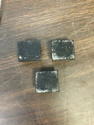 LOTE DE 3 PARACHOQUES GOMA TOPE CRISTAL VENTANA INFERIOR FORD MODELO A 1928-34 NOS 721 Foto 1 de 2