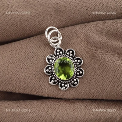 Oval August Peridot Gemstone 925 Sterling Silver New Year Wedding Mother Pendant - Image 1 of 4