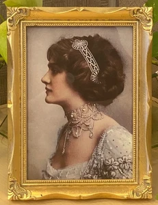 Vintage Burnes Victorian Style Metallic Gold Ornate Corner Accents 5x7 Frame - Imagen 1 de 15