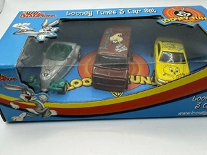 Racing Champions Looney Tunes 3 Car Set Bugs Bunny, Taz & Tweety Bird - Picture 1 of 6