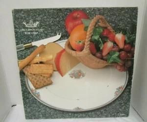 Christopher Stuart Y1008/710 Fruit Basket Bone China Cake Plate 13" Dia - Picture 1 of 5