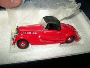 1:43 Dinky Collection Triumph Dolomite 1939 rot/red DYS 17 OVP - Picture 1 of 3