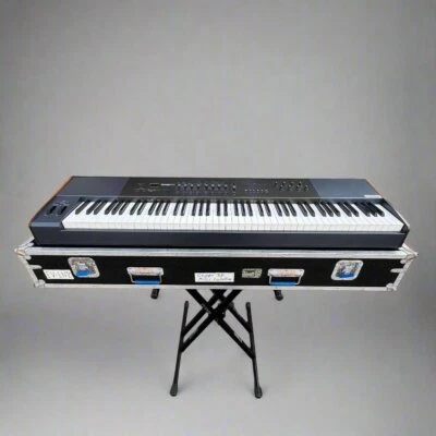 Pre-Owned M-Audio Oxygen 88 USB MIDI Controller with Flight Case - Image 1 of 4