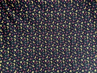 36"L x 44"W Cranston Mary Engelbreit Tela Lunas Corazones Flores en Negro Foto 1 de 4