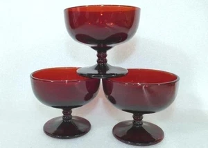 Anchor Hocking Royal Rubino Rosso Vetro Piedi Sherbet Tazza Dessert Vintage - Foto 1 di 7