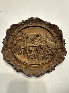 Targa 3D intagliata legno decorazione parete 7” vintage aratro cavallo e carrozza campo raccolta - Foto 1 di 5
