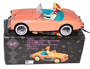 Barbie Bambola 1962 Austin Healey Convertire Auto Orologio Radio AM/FM Replica Telemania - Foto 1 di 17