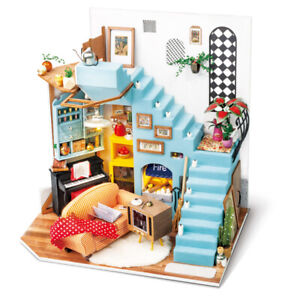 Reduced for Clearance Robotime Miniature House Joy's Peninsula Living Room DG141