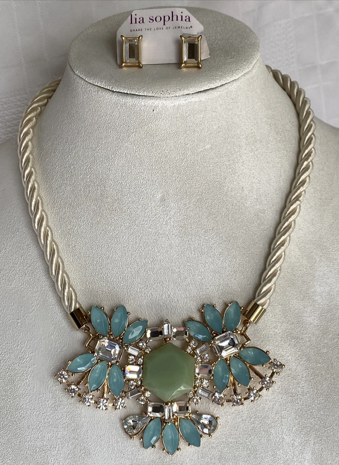 "Collar Park Lane Aqua Fleur tono dorado marfil cuerda declaración 17-20"" y Lia Sophia" Foto 1 de 4