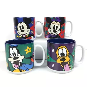 Set 4 tazze natalizie Disney Store Topolino Minnie Pippo Pluto Natale - Foto 1 di 12