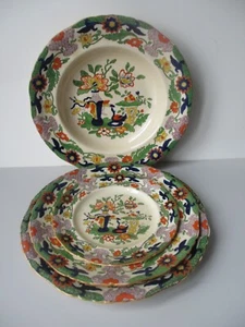 Antiguo juego de mesa y jarrón de piedra de hierro de albañiles, C1813/29 4 lugares para cenar cuenco y platos - Imagen 1 de 11