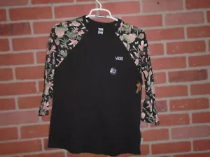 VANS TEEN GIRLS FLORAL DESIGN 3/4TH LONGSLEEVE TSHIRT SIZE MEDIUM NEW W/TAGS - Picture 1 of 4