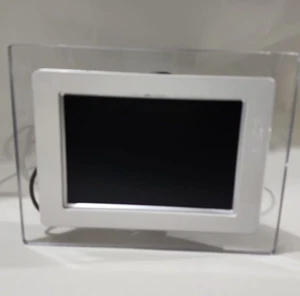 PHILIPS PHOTOFRAME 7FF1M4/37 - Picture 1 of 3