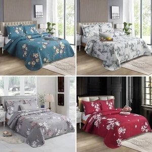 Quilted Bedspread Set: 3-Piece Printed Patchwork Comforter with Matching Pillow - Picture 1 of 34