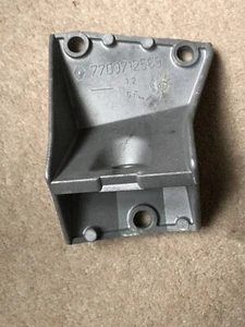 RENAULT 25 ENGINE  N/S MOUNTING 7700712569 - Picture 1 of 2