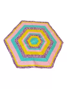 Homemade Area Rug Sz 4' 9in" x 4' 2" Hexagon Shape Multicolor Green Yellow Pink - Picture 1 of 13