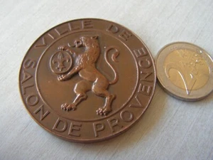 medaille      ville de salon de provence  1974    (ref+6000) - Picture 1 of 3